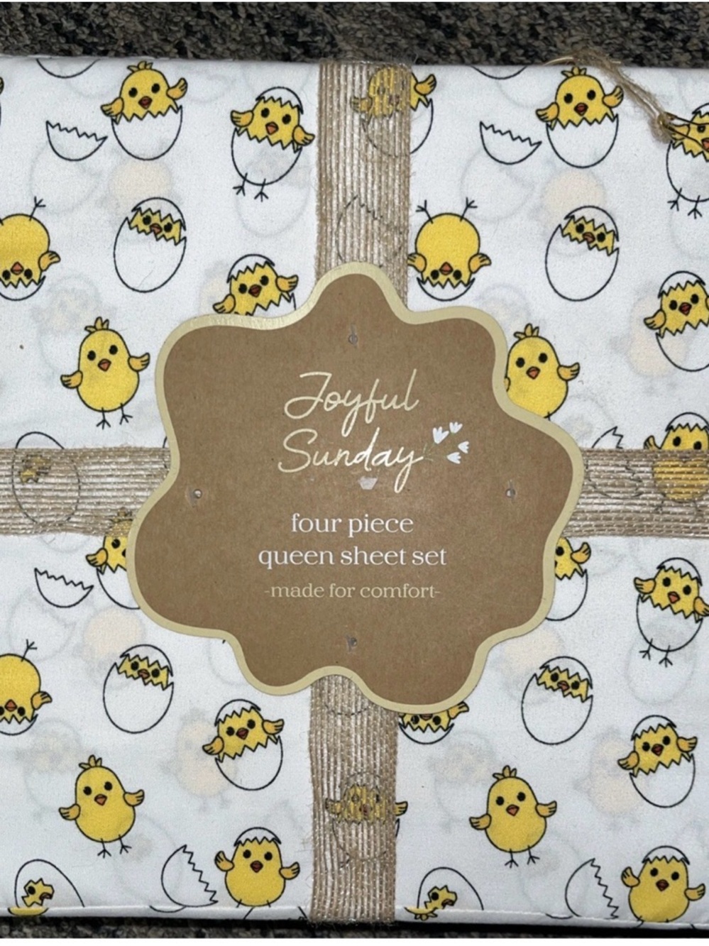 JOYFUL SUNDAY FOUR PIECE QUEEN SHEET SET SYTLE CRACKED OPEN NEW